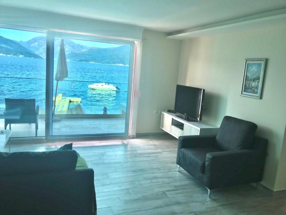 Lux Apartments Крашичі Екстер'єр фото