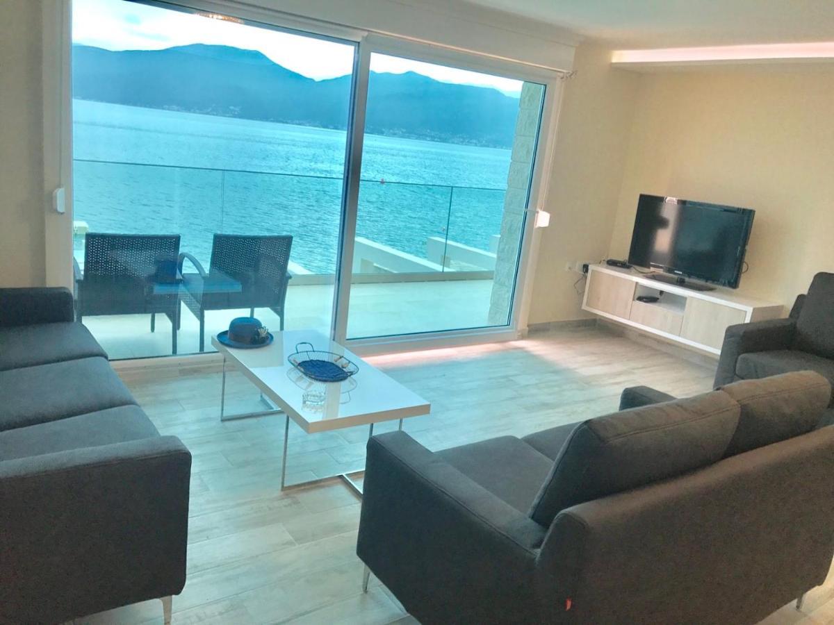 Lux Apartments Крашичі Екстер'єр фото
