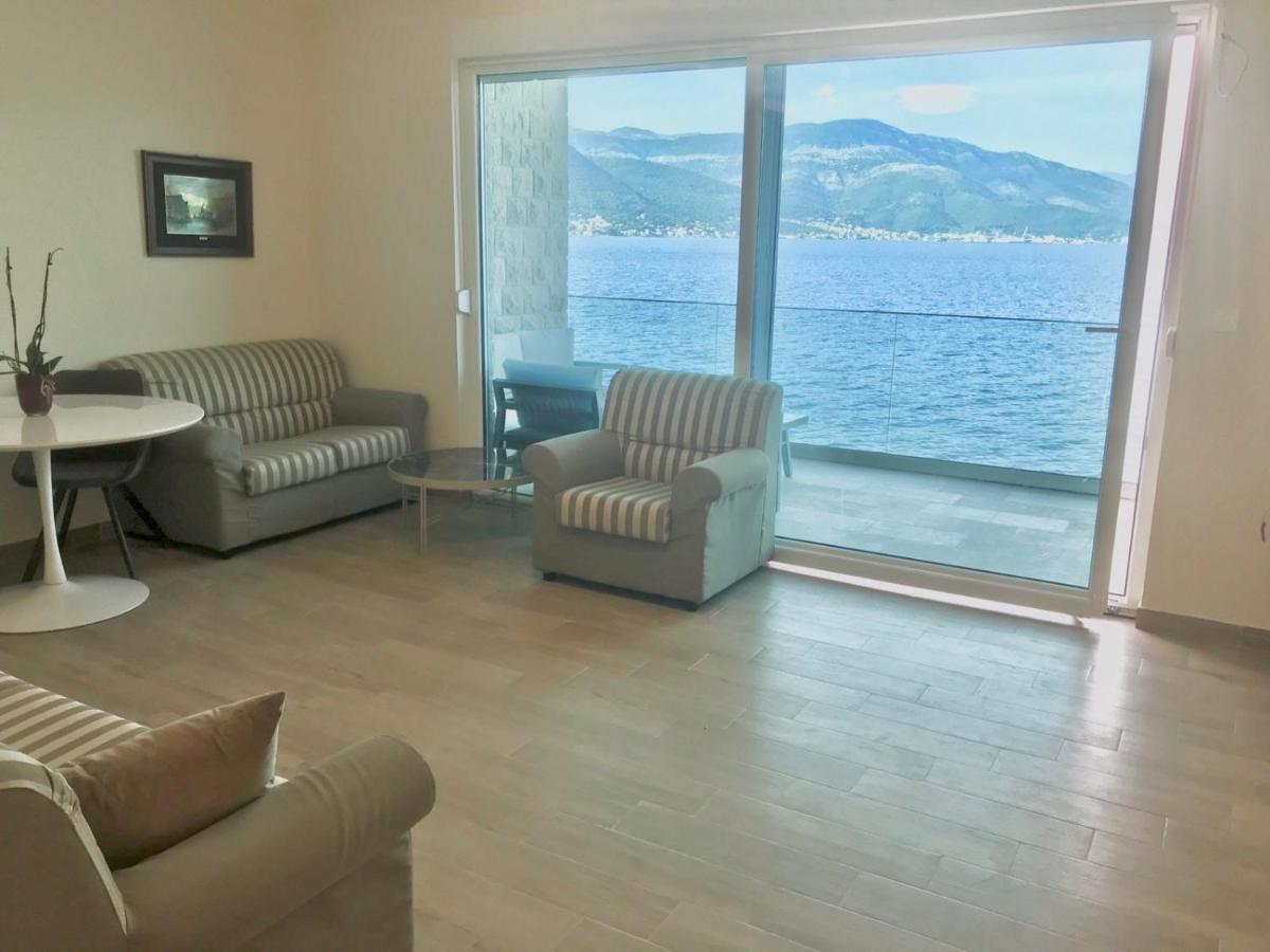 Lux Apartments Крашичі Екстер'єр фото